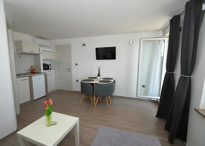 Donata Apartament *